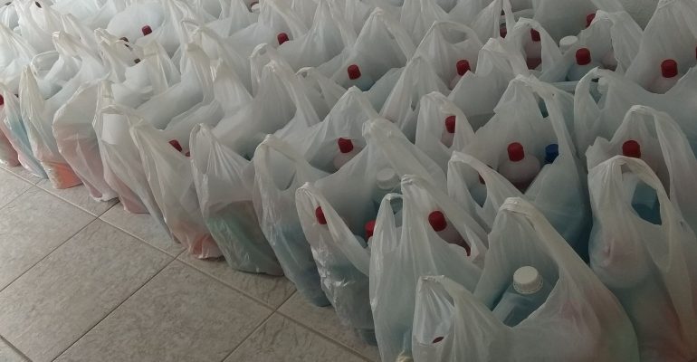 Διανομή τροφίμων και ειδών πρώτης ανάγκης σε δικαιούχους του Κοινωνικού Παντοπωλείου Δήμου Ν. Προποντίδας